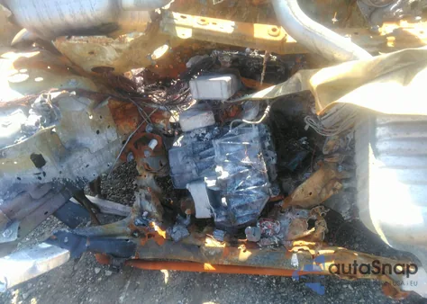 2023 Tesla Model Y Performance Dual Motor All-Wheel Drive/Awd z USA, uszkodzony, nr VIN 7SAYGDEF2PF588100